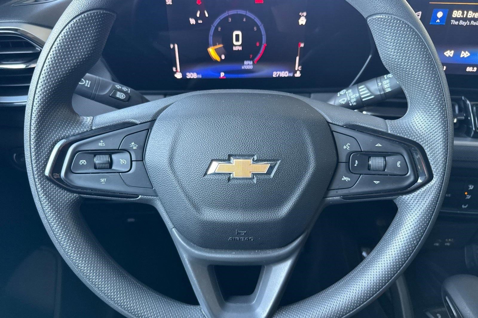 Used 2025 Chevrolet TrailBlazer LT image 16