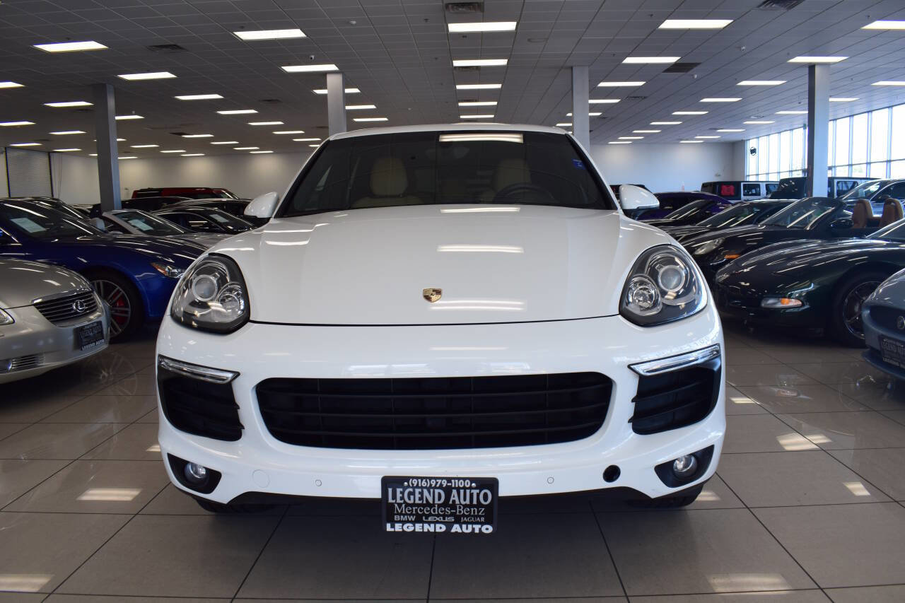 Used 2016 Porsche Cayenne image 2