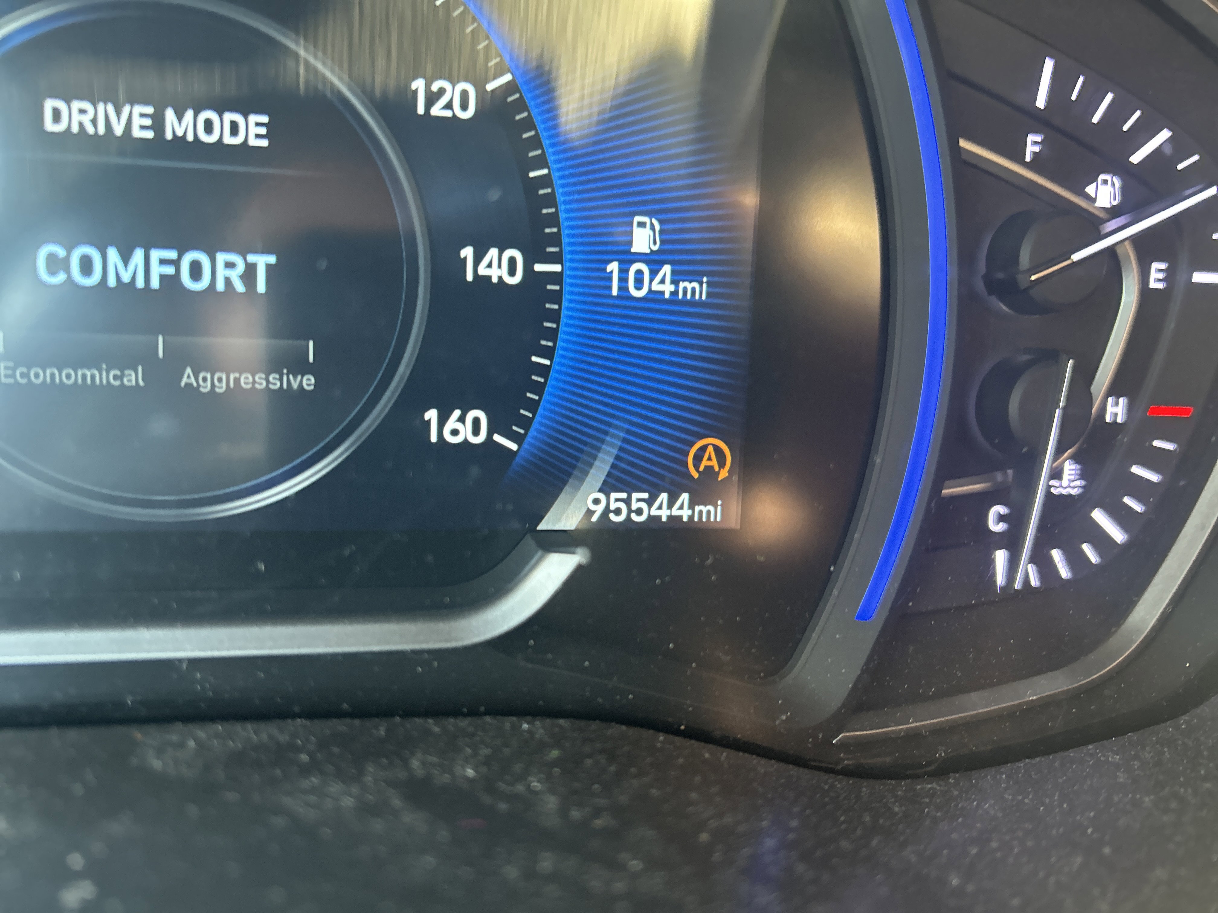 Used 2020 Hyundai Santa Fe Limited image 26