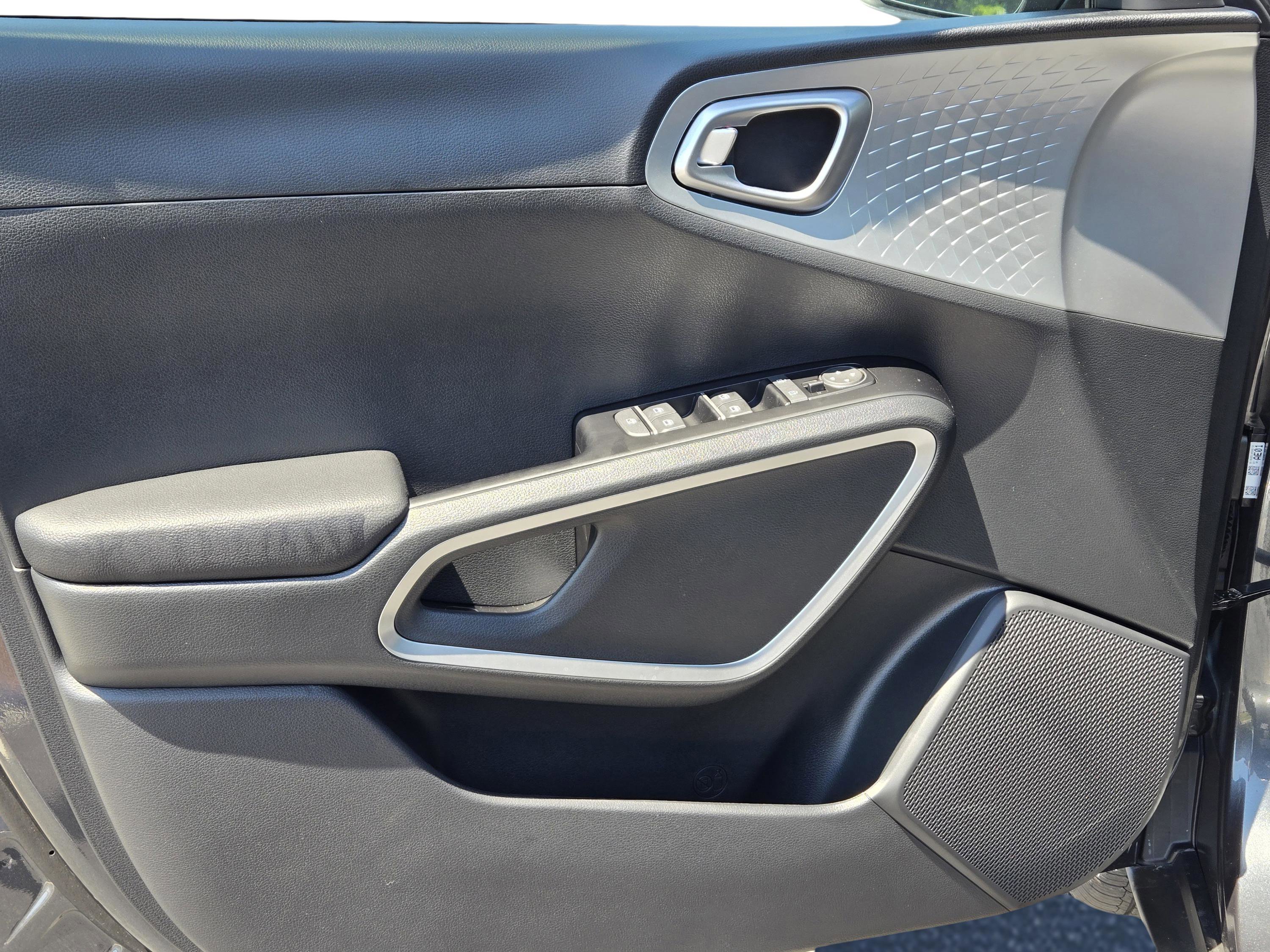 New 2025 Kia Soul S image 13