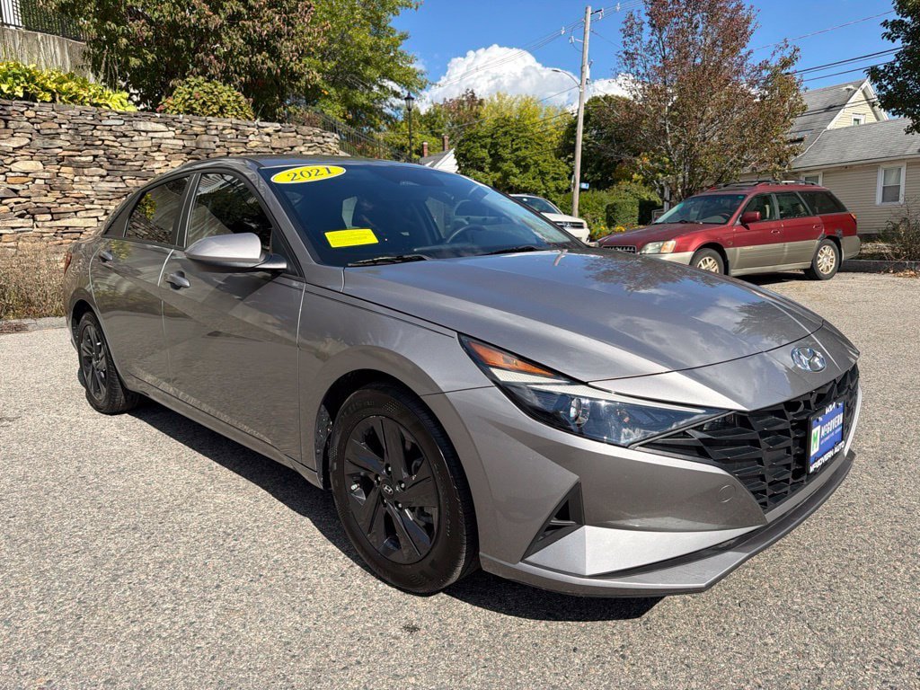 Used 2021 Hyundai Elantra SEL FWD image 9