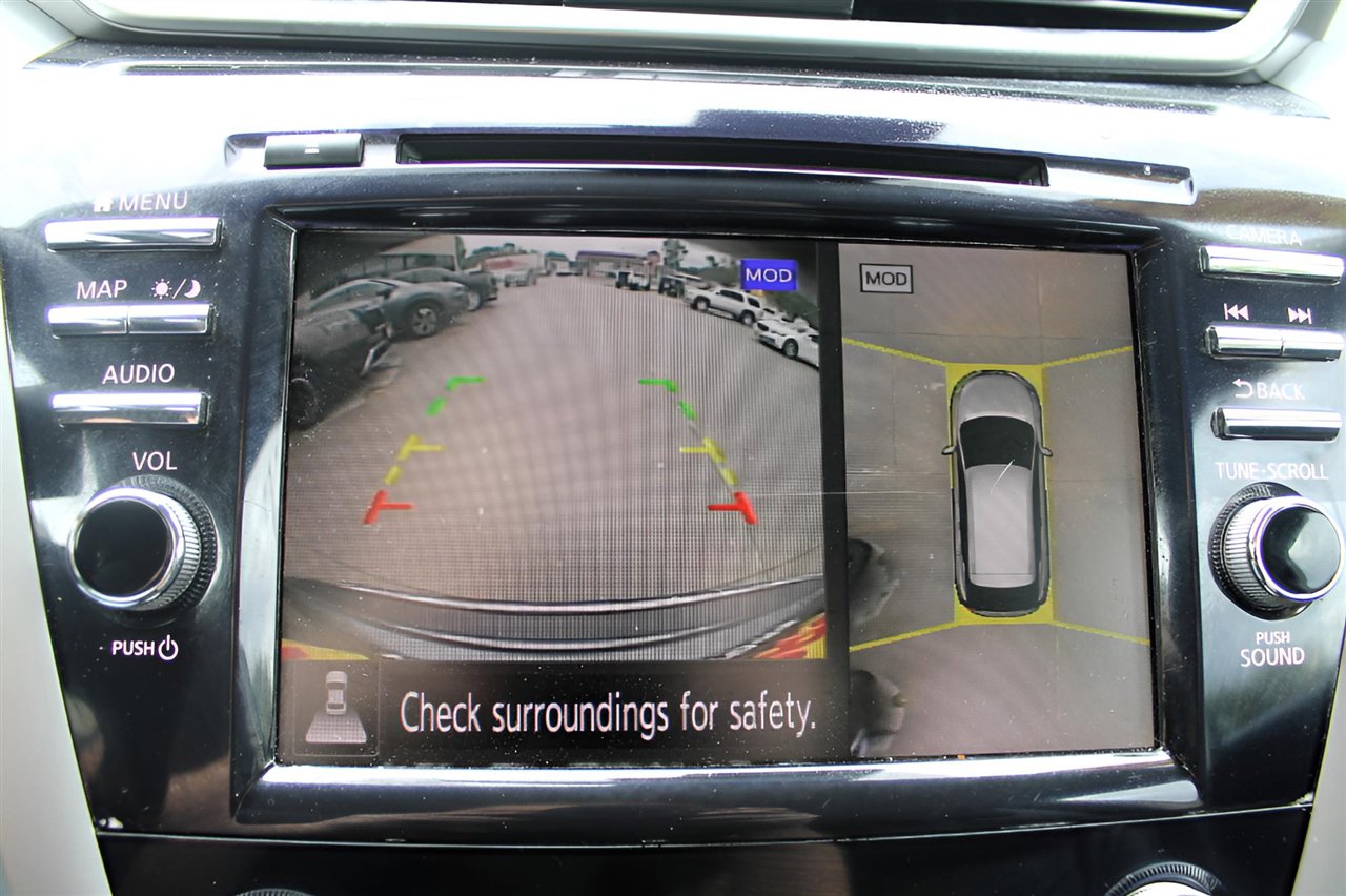 Used 2023 Nissan Murano SL w/ SL Moonroof Package image 25