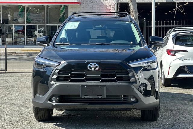 Used 2026 Toyota Corolla Cross XLE w/ Convenience Package AWD/4WD image 9