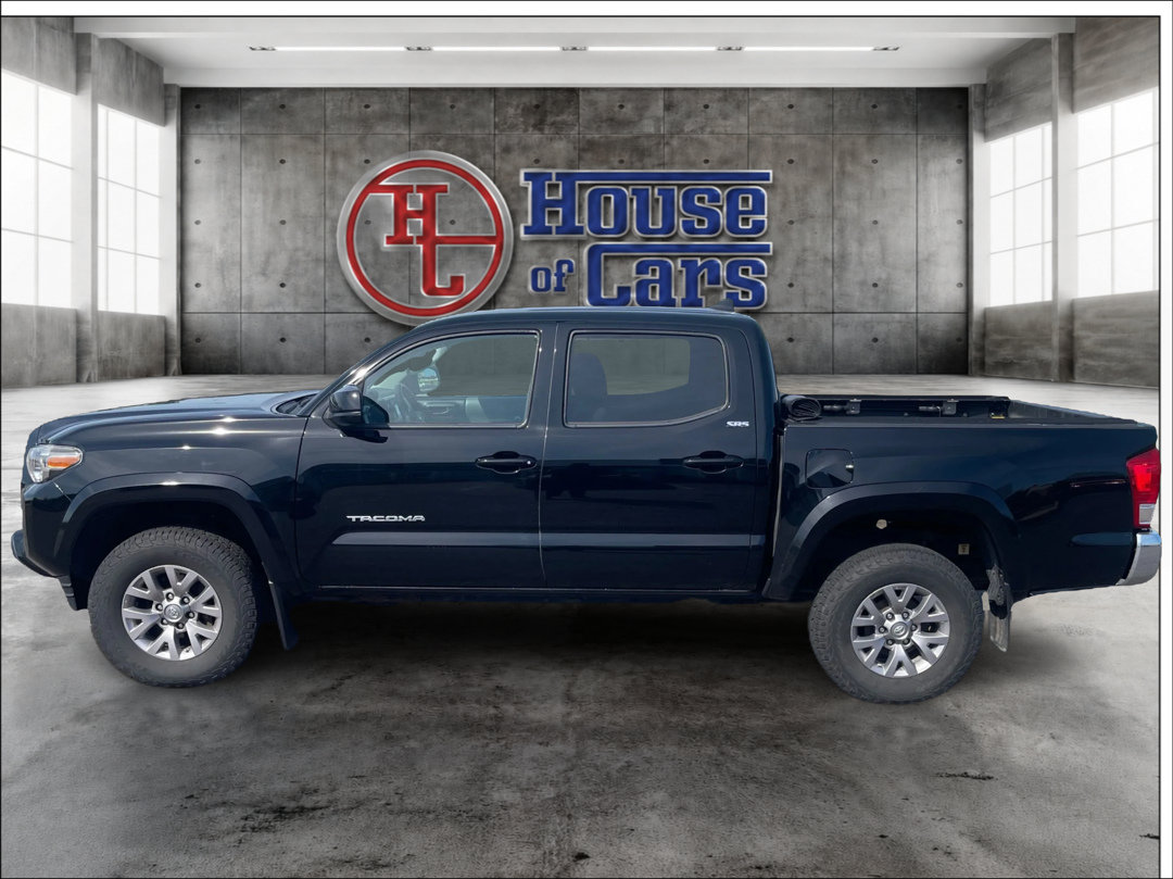 Used 2017 Toyota Tacoma SR5 w/ Tow Package AWD/4WD image 8