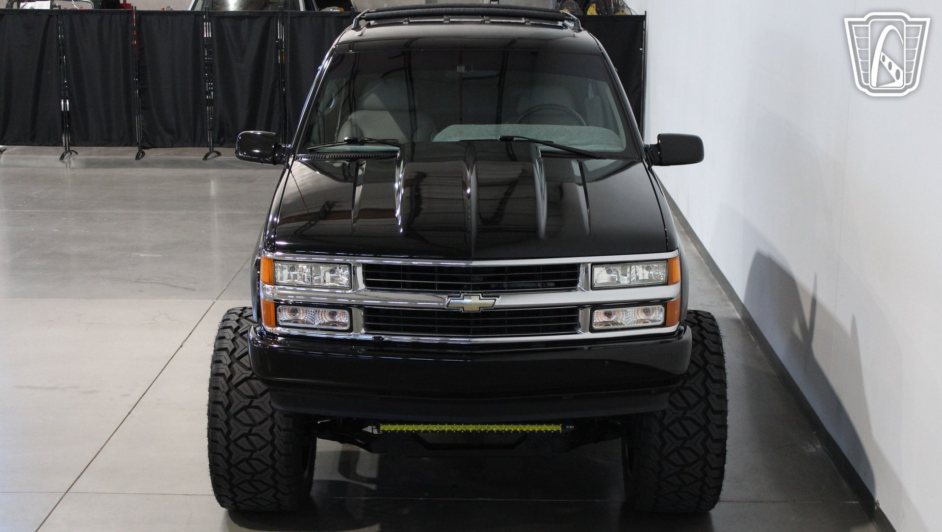 Used 1996 Chevrolet Tahoe 4WD 2-Door image 6