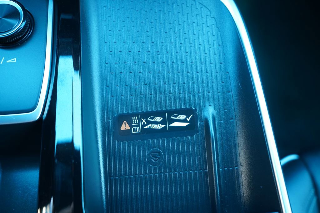Used 2025 Buick Enclave Preferred AWD/4WD image 41