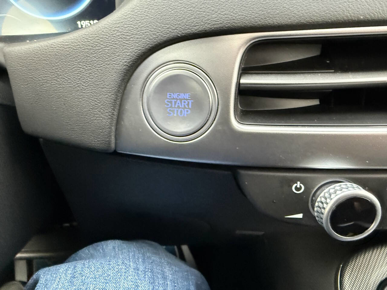 Used 2023 Hyundai Palisade SEL image 22