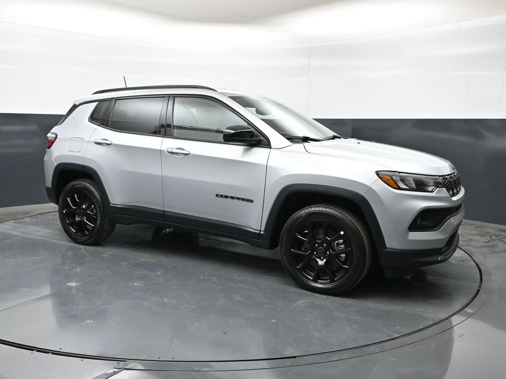 New 2026 Jeep Compass Latitude AWD/4WD image 1