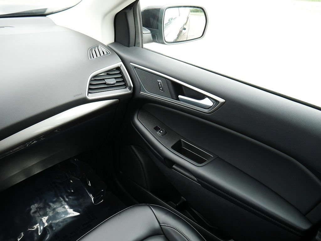Used 2024 Ford Edge SEL w/ Convenience Package AWD/4WD image 25