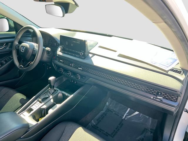 Used 2024 Honda Accord EX image 27