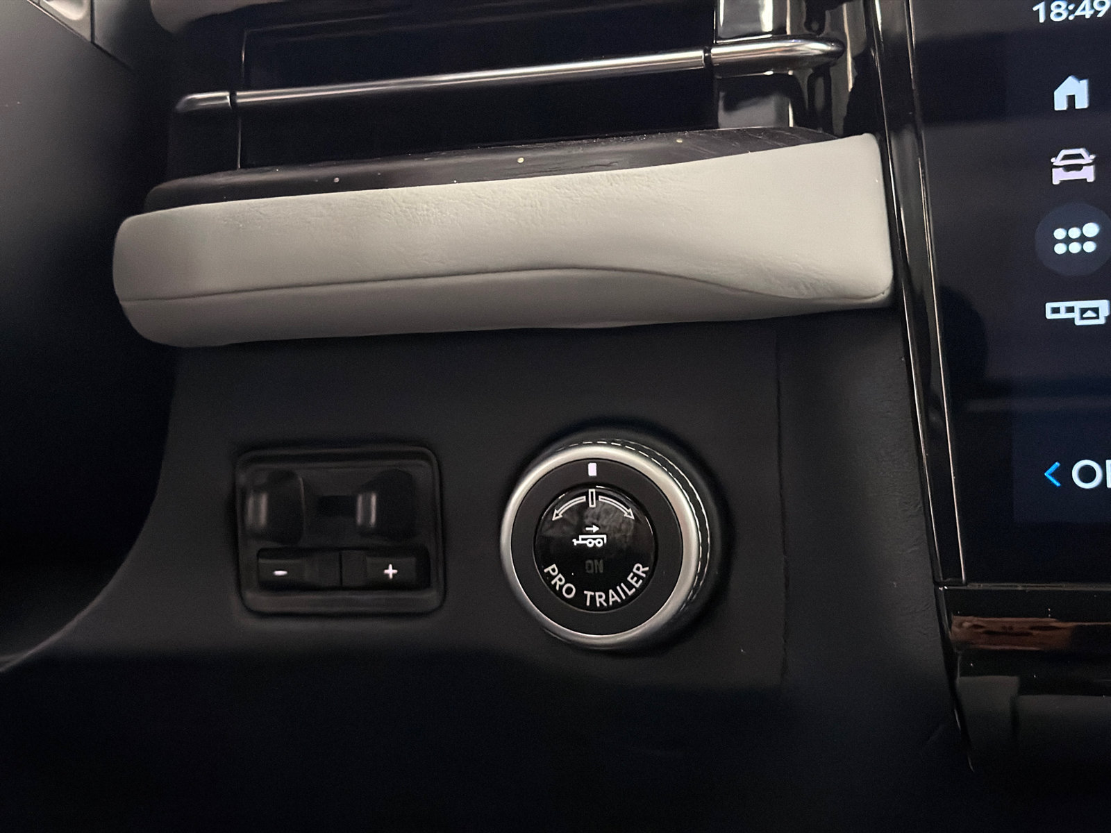 New 2027 Lincoln Navigator L Black Label w/ Black Label Special Edition AWD/4WD image 32