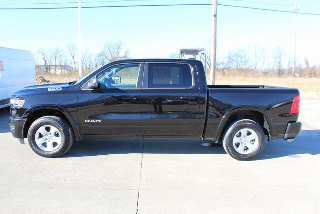 Used 2025 RAM 1500 Big Horn AWD/4WD image 2