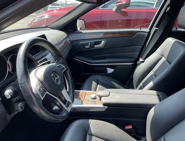 Used 2015 Mercedes-Benz E 350 4MATIC Sedan image 9