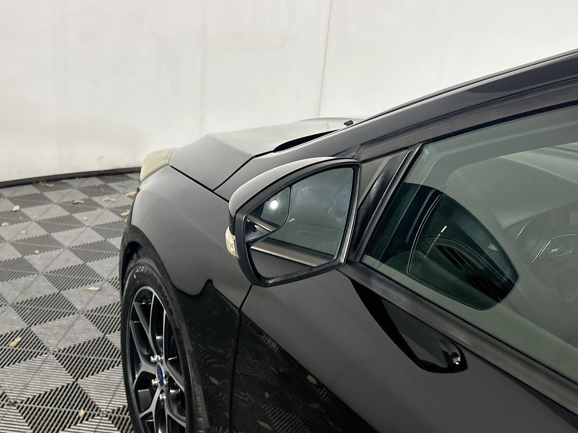 Used 2017 Ford Focus SEL image 16