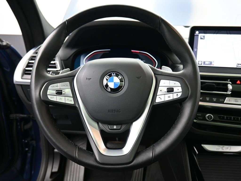Used 2024 BMW X4 xDrive30i image 11