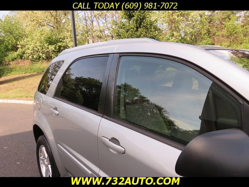 Used 2005 Chevrolet Equinox LT image 29