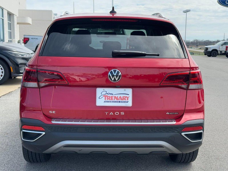 Used 2022 Volkswagen Taos SE image 4