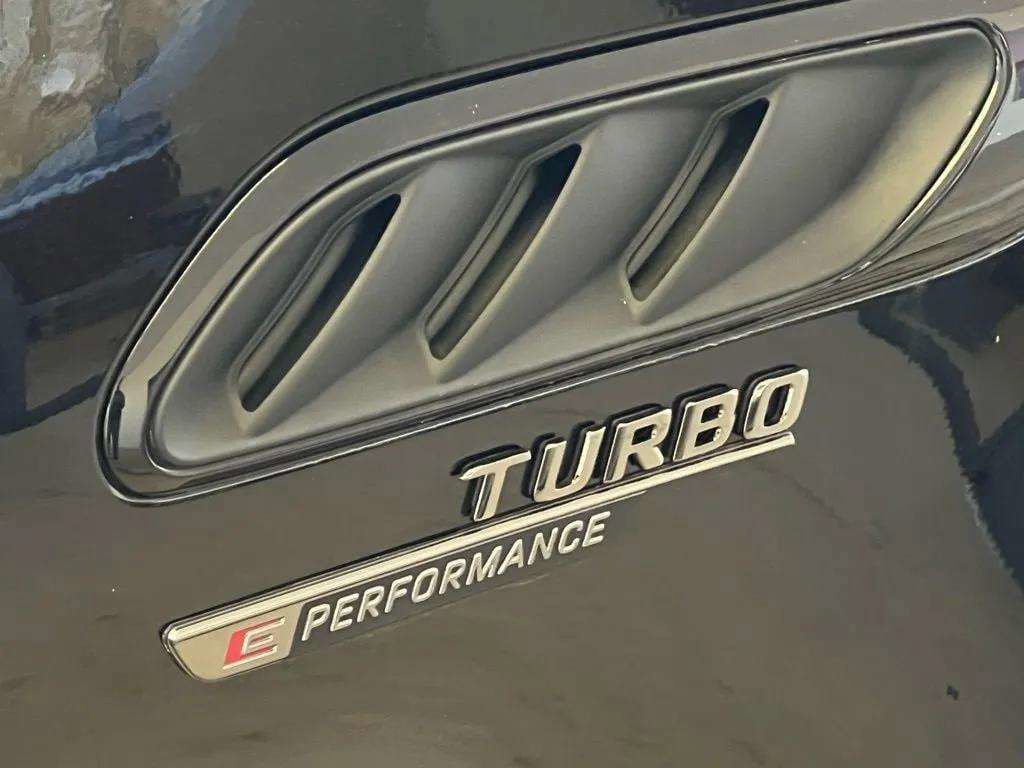 Used 2024 Mercedes-Benz C 63 AMG S image 28