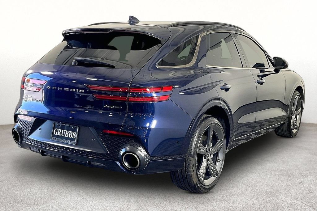 Used 2022 Genesis GV70 3.5T Sport w/ Sport Prestige Package AWD/4WD image 4