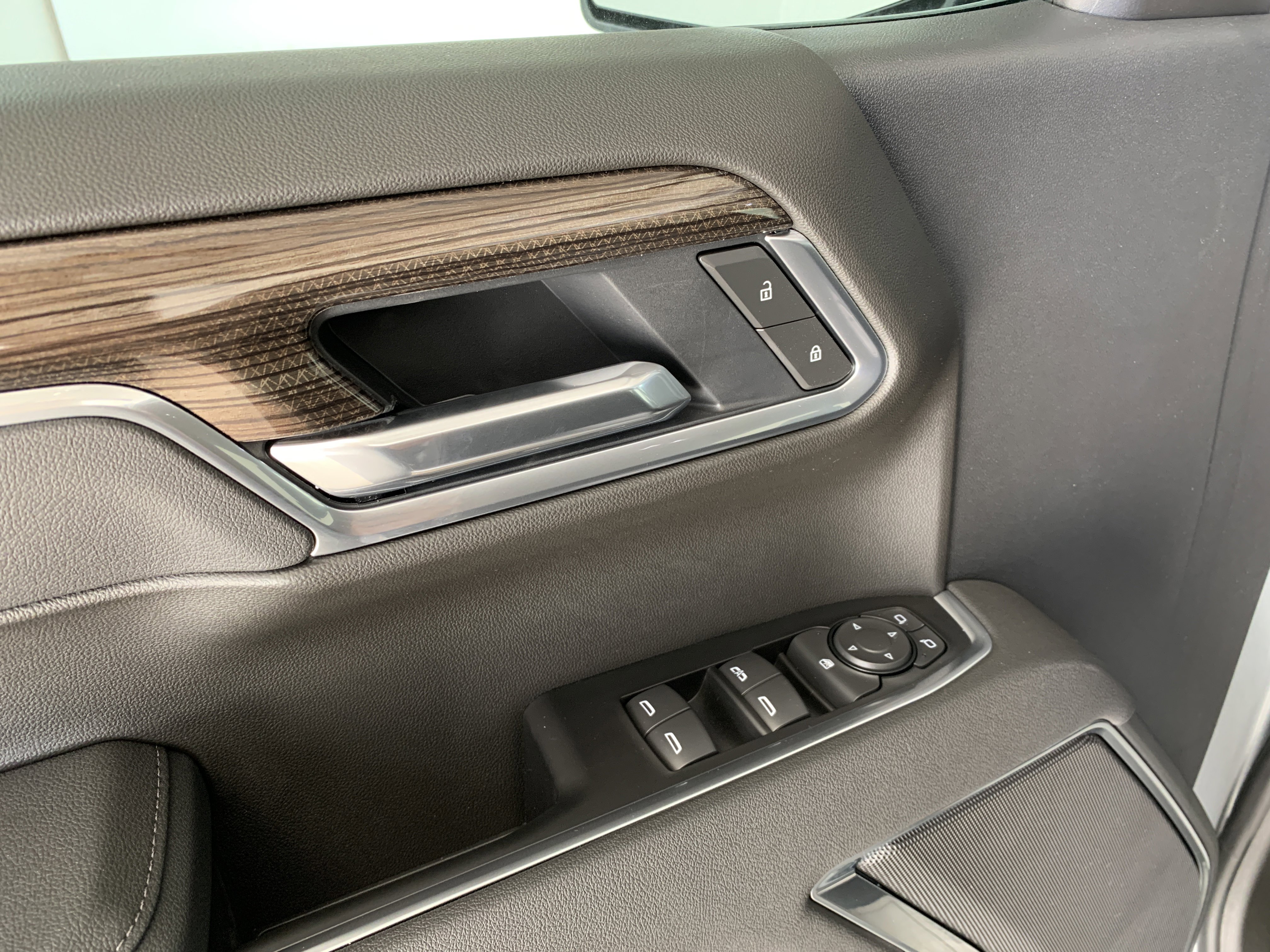 New 2026 Chevrolet Silverado 1500 LT image 18