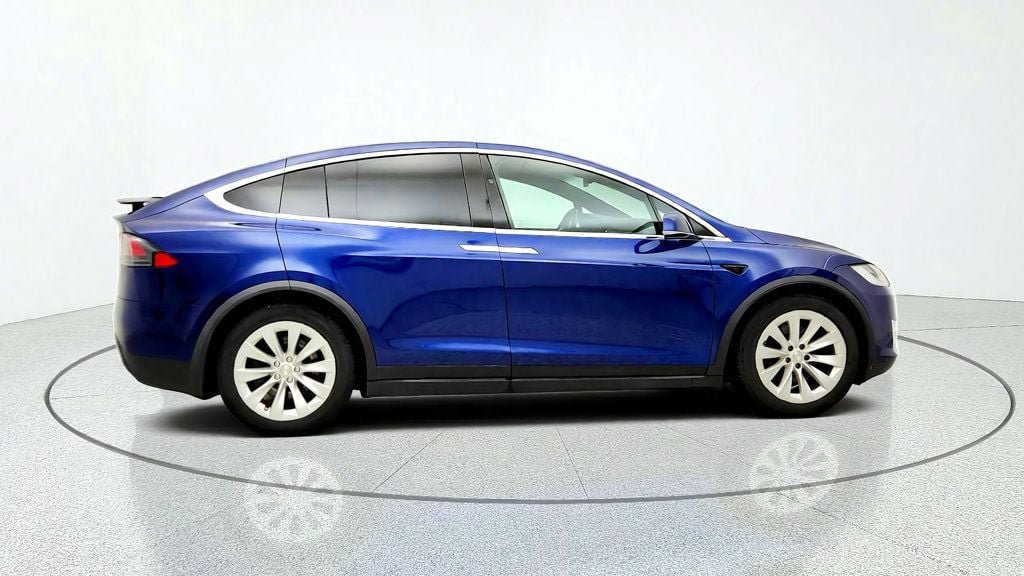 Used 2020 Tesla Model X Long Range AWD/4WD image 4