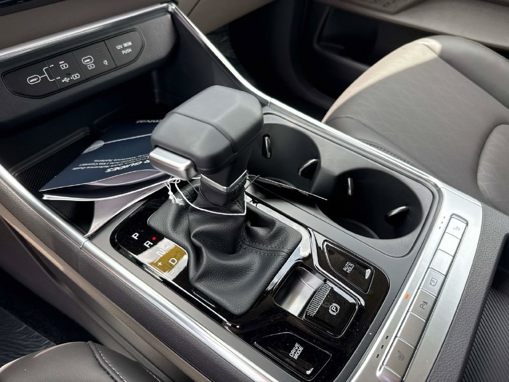 New 2026 Kia Carnival EX FWD image 26