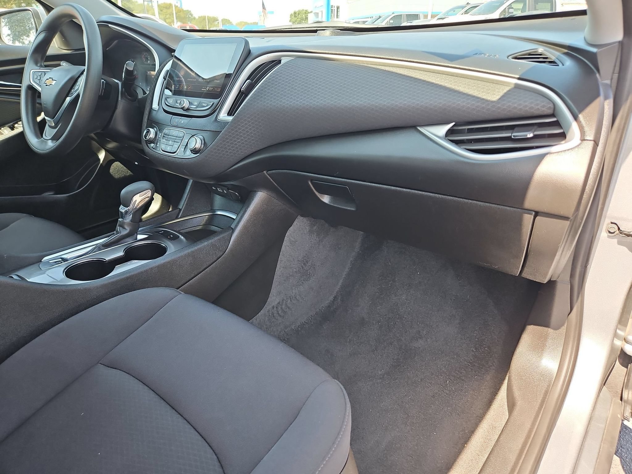Used 2024 Chevrolet Malibu LT FWD image 28