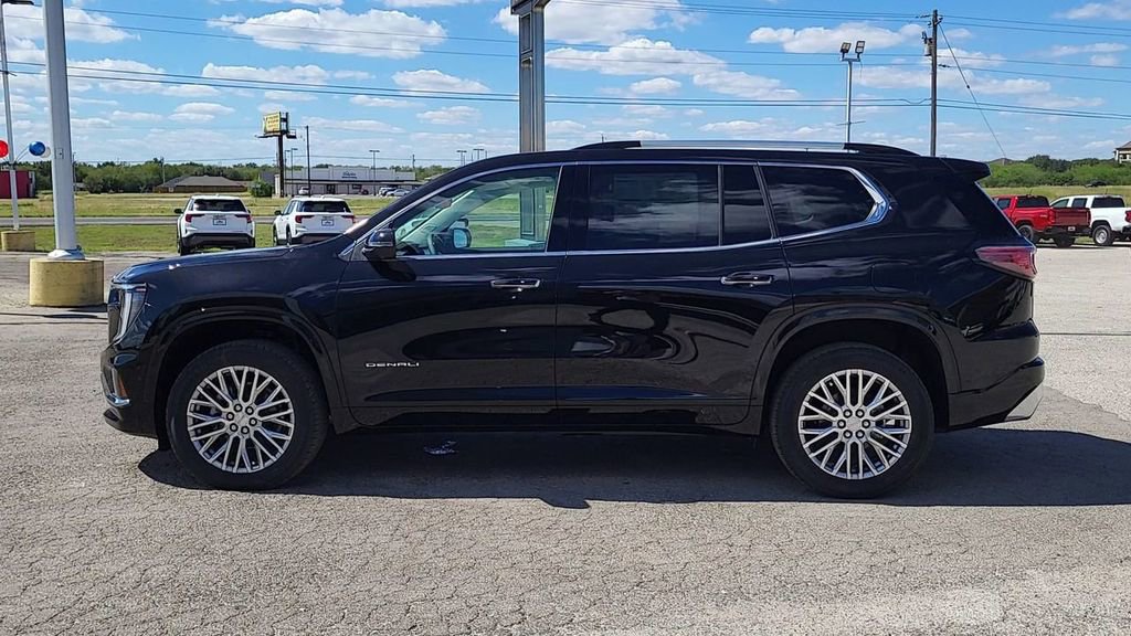 New 2026 GMC Acadia Denali w/ Super Cruise Package image 5