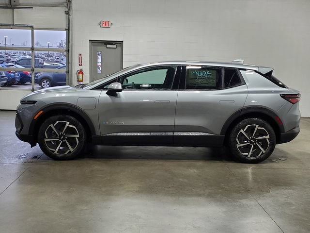 New 2026 Chevrolet Equinox EV LT FWD image 7