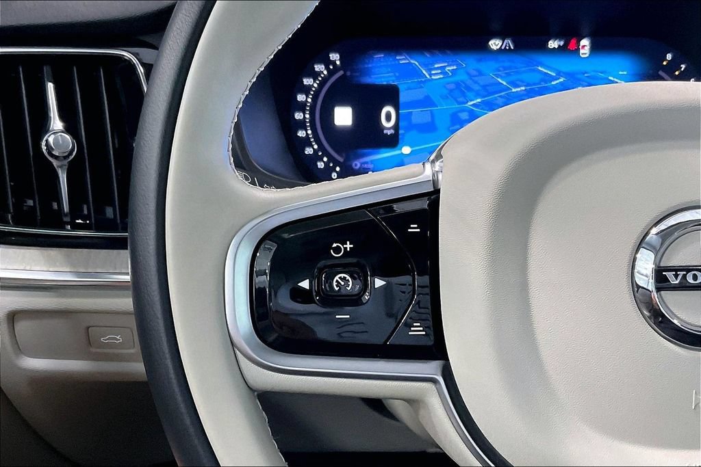 Certified 2025 Volvo S60 B5 Plus AWD/4WD image 11