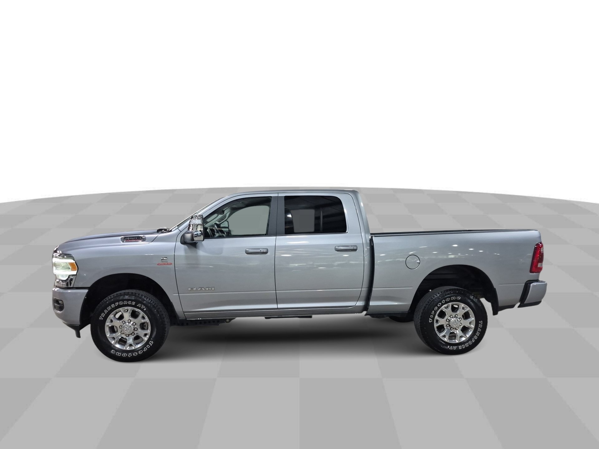 Used 2024 RAM 2500 Laramie w/ Safety Group AWD/4WD image 6