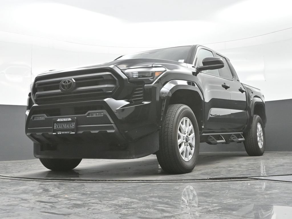 Used 2025 Toyota Tacoma SR5 AWD/4WD image 19