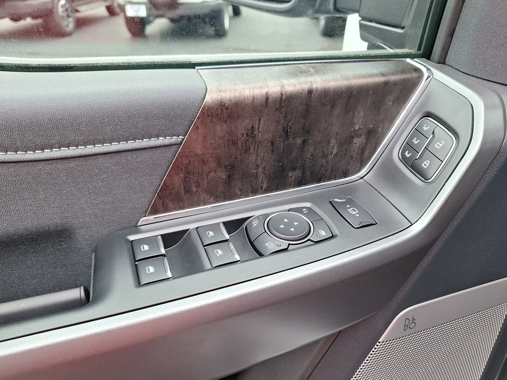 New 2026 Ford F350 Lariat image 3