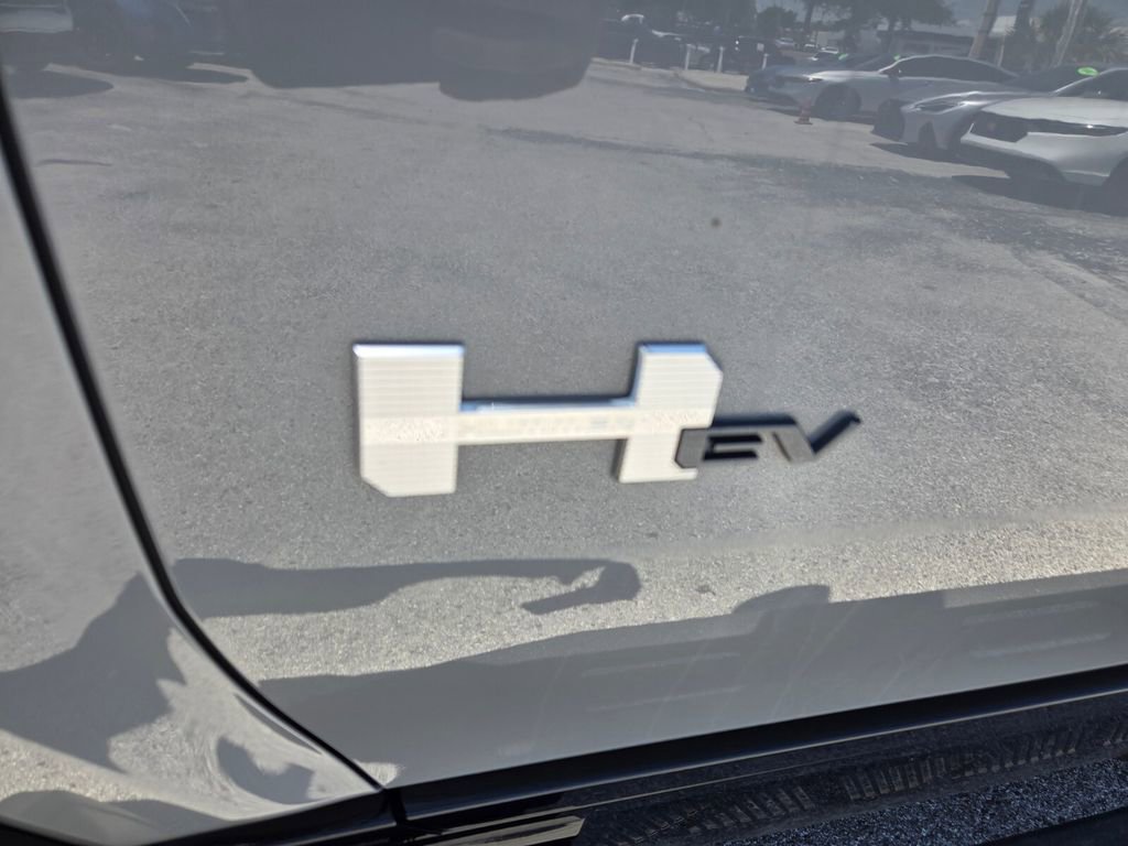 Certified 2024 GMC Hummer EV 2X AWD/4WD image 4