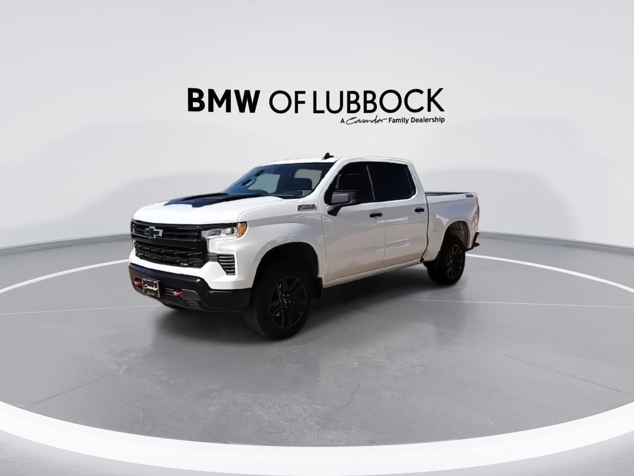 Used 2024 Chevrolet Silverado 1500 LT Trail Boss w/ Convenience Package II AWD/4WD image 4