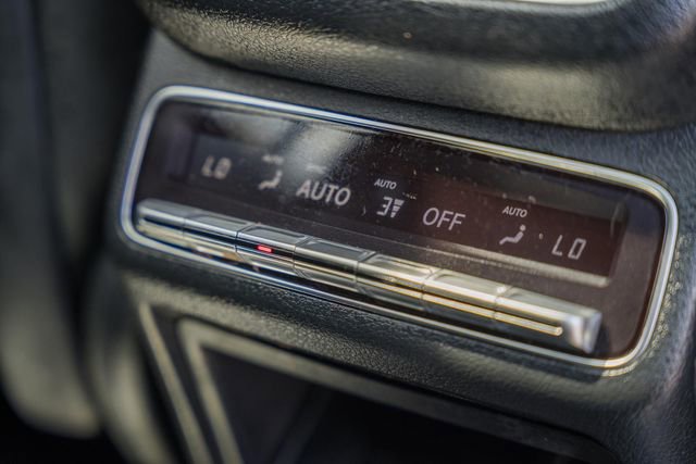Used 2022 Mercedes-Benz GLS 450 4MATIC image 38