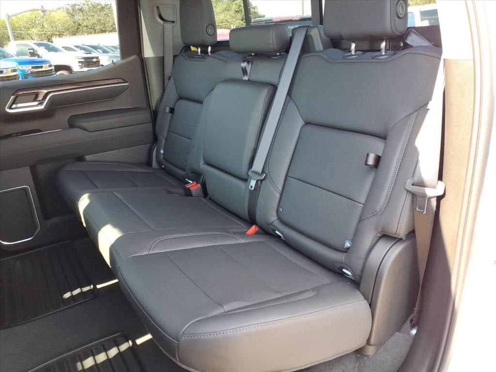 New 2026 Chevrolet Silverado 1500 LTZ w/ LTZ Premium Package image 16