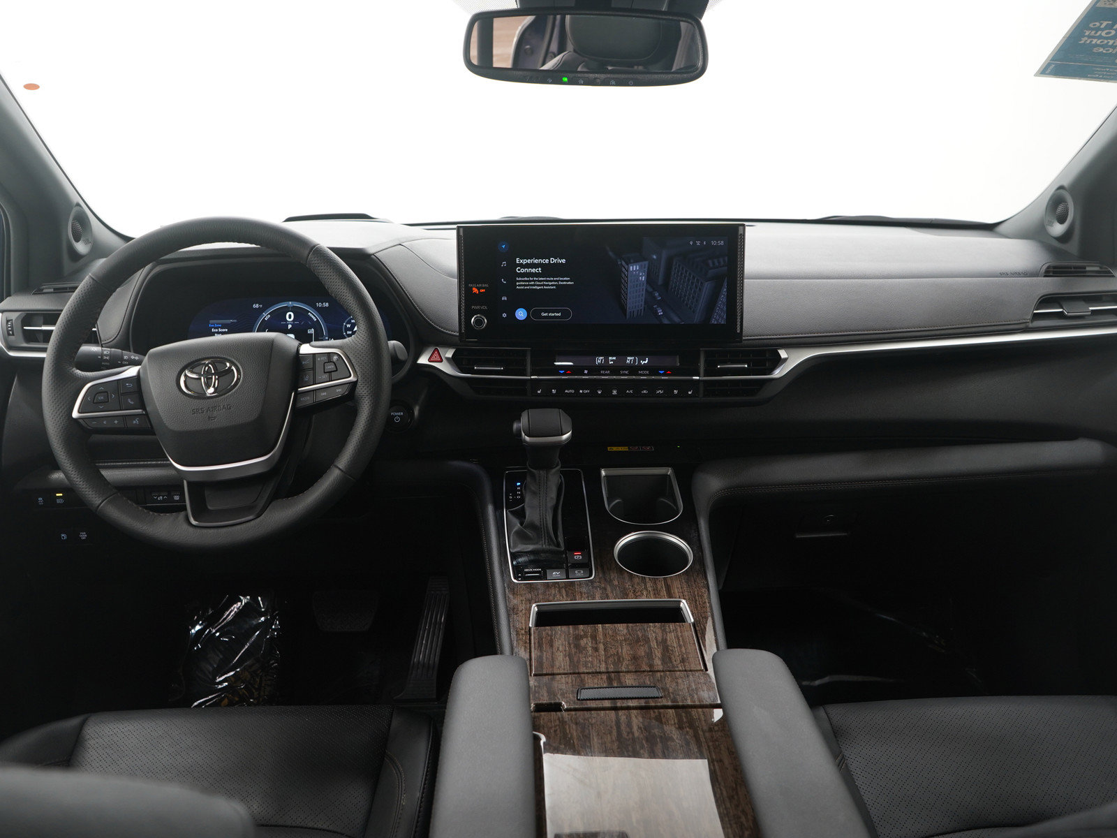 Used 2025 Toyota Sienna Platinum AWD/4WD image 20