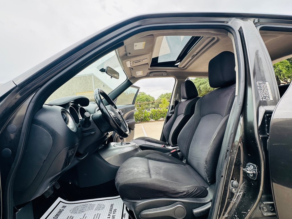 Used 2013 Nissan Juke SV FWD image 12