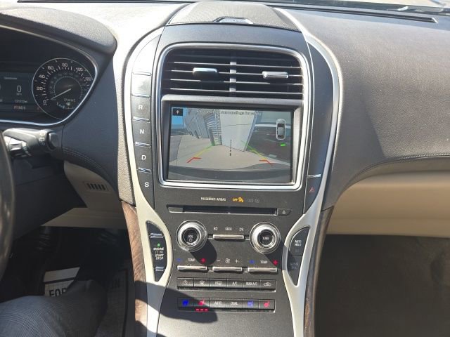 Used 2017 Lincoln MKX Reserve w/ Lincoln MKX Climate Package image 30