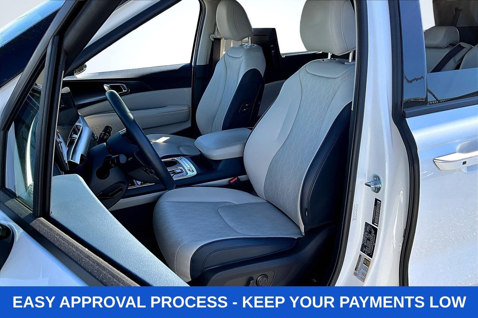 Used 2025 Kia Carnival SX image 27