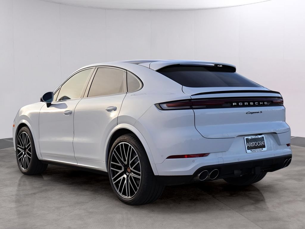 New 2026 Porsche Cayenne S AWD/4WD image 3