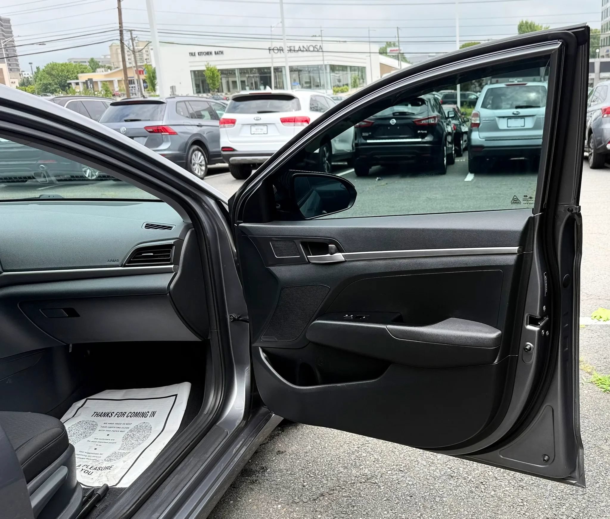 Used 2019 Hyundai Elantra SE w/ Cargo Package FWD image 31