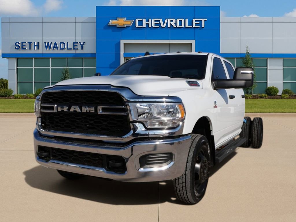 Used 2023 RAM 3500 Tradesman w/ Chrome Appearance Group image 6