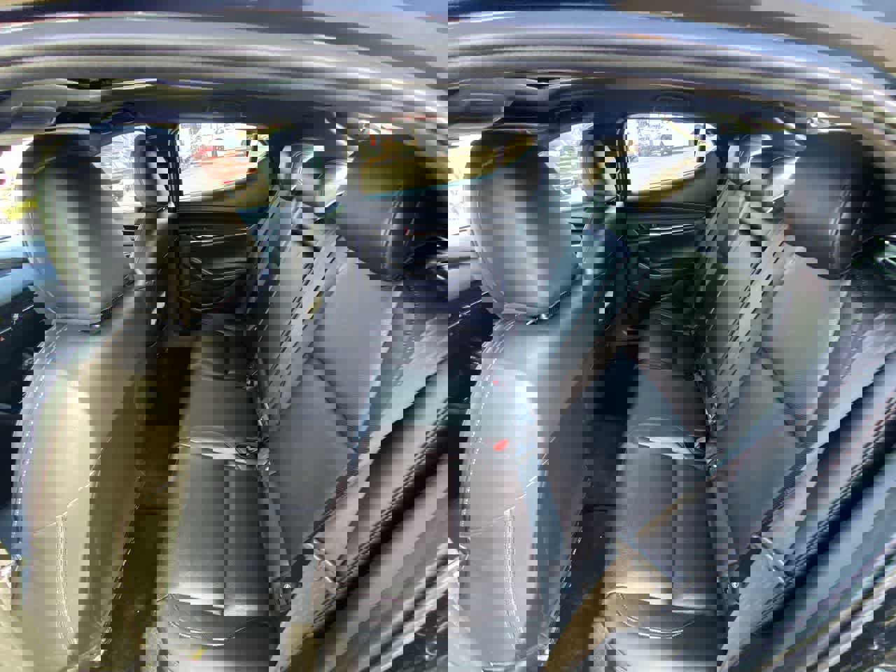 Used 2019 MAZDA MAZDA3 Hatchback w/ Premium Package image 22