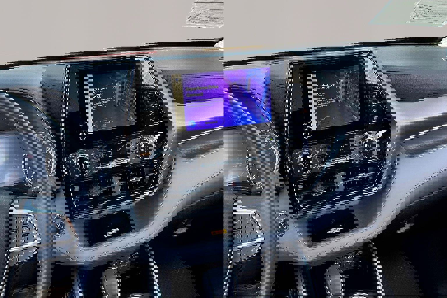 Used 2023 Toyota Highlander XLE image 9