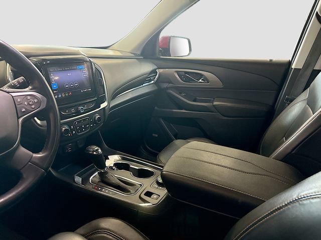 Used 2020 Chevrolet Traverse RS image 25