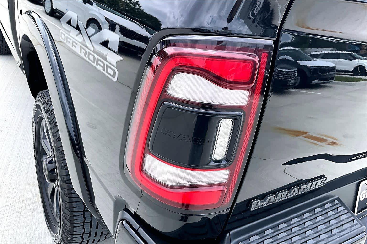 Used 2019 RAM 2500 Laramie w/ Night Edition AWD/4WD image 28