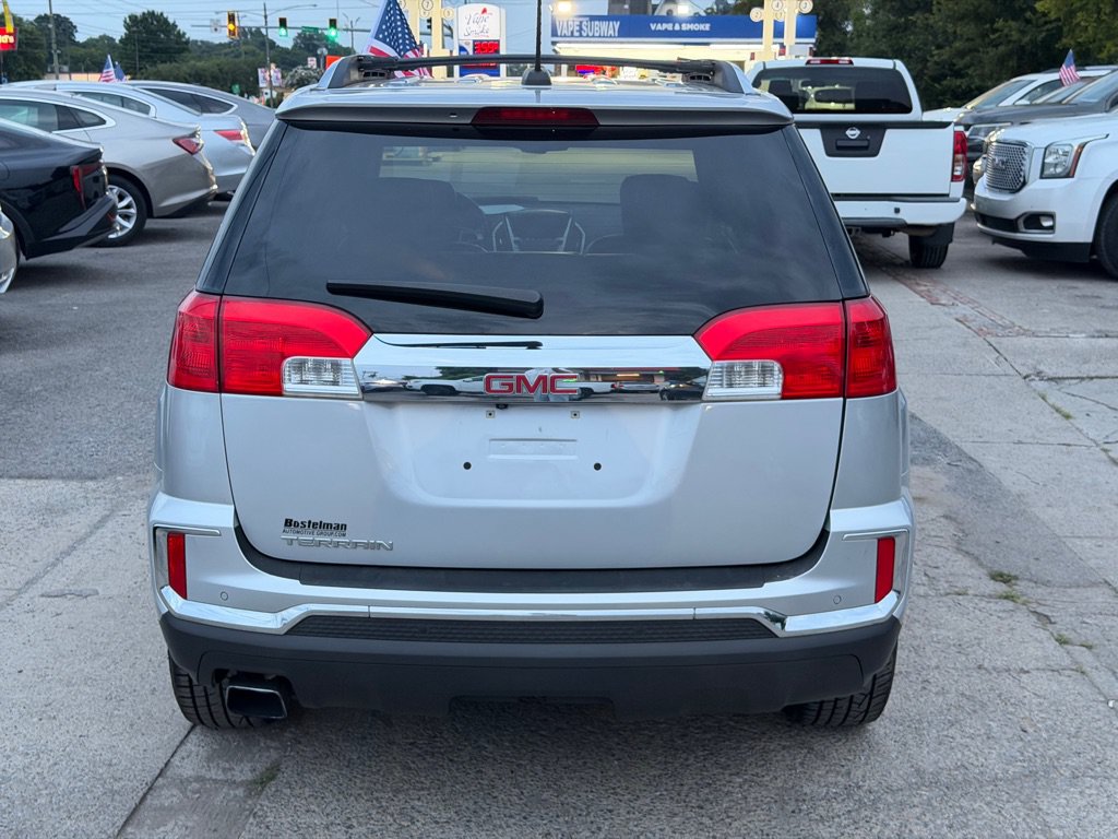 Used 2017 GMC Terrain SLT w/ Driver Alert Package I FWD image 6