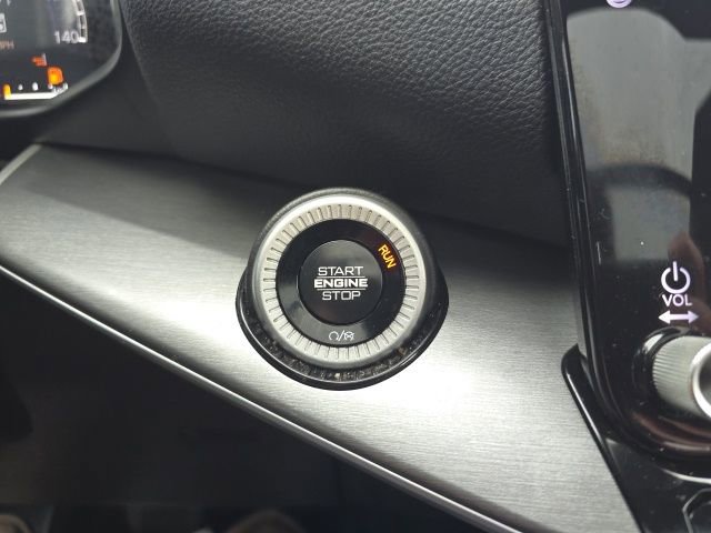 Certified 2025 Jeep Wagoneer Series II w/ Convenience Group I image 17